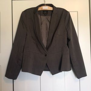 Neutral blazer